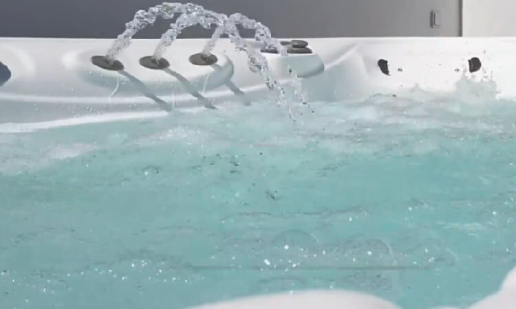 How to Raise Hot Tub Alkalinity in 3 Ways | Hottubtales.com