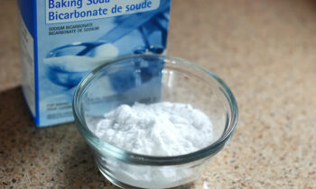 Does Baking Soda Raise pH in Hot Tub?