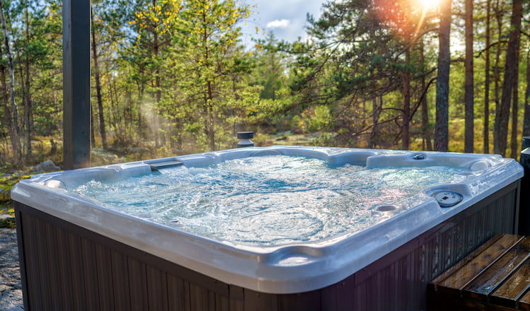 factors that speed up hot tub water evaporation