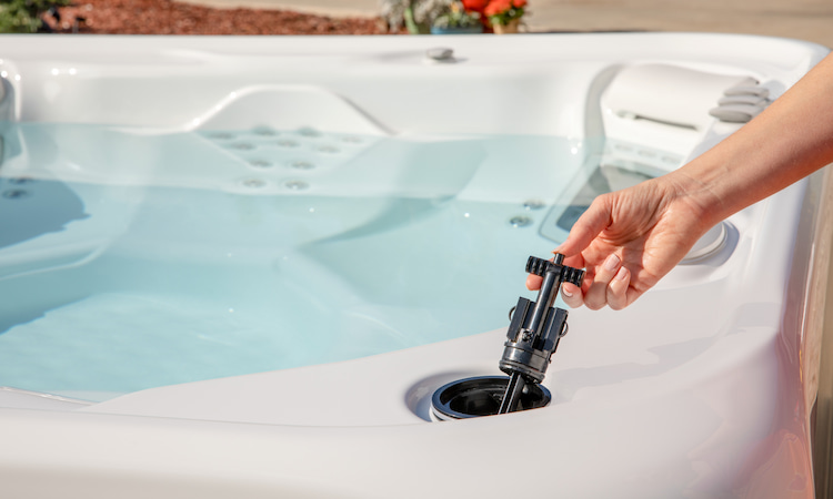 fix chlorine smell in hot tub