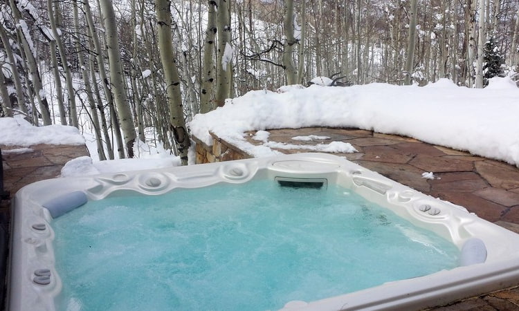 outdoor hot tub in winter